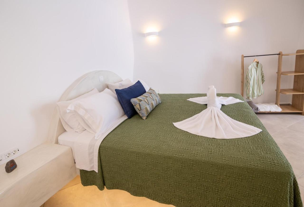 Sunborn Oia Suites Экстерьер фото